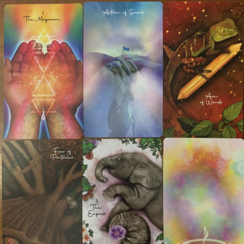 Le carte Tarot of Oneness 10,3 - Tarot Deck With Guidebook recensione e prezzo